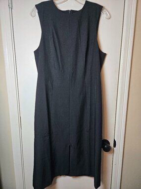 Banana Republic Black Sleeveless Sheath Dress Size 12